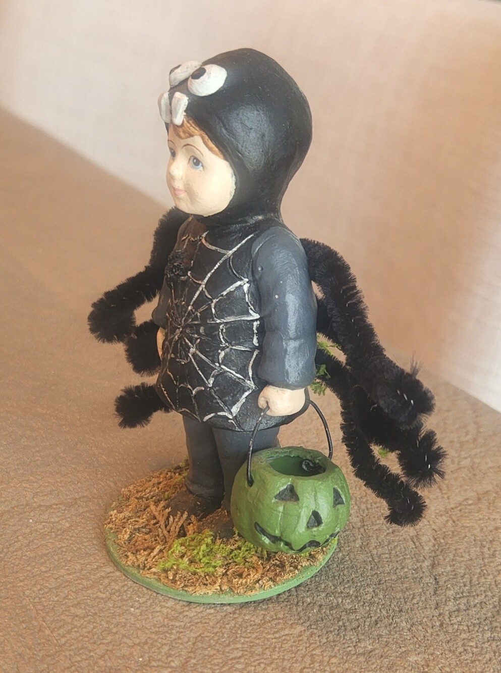 BETHANY LOWE Halloween Webster Spider boy costumed figurine TD8576 NWT - Picture 2 of 5